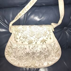 MarhetA Rio Dejaneiro Embroidered Vintage Purse.